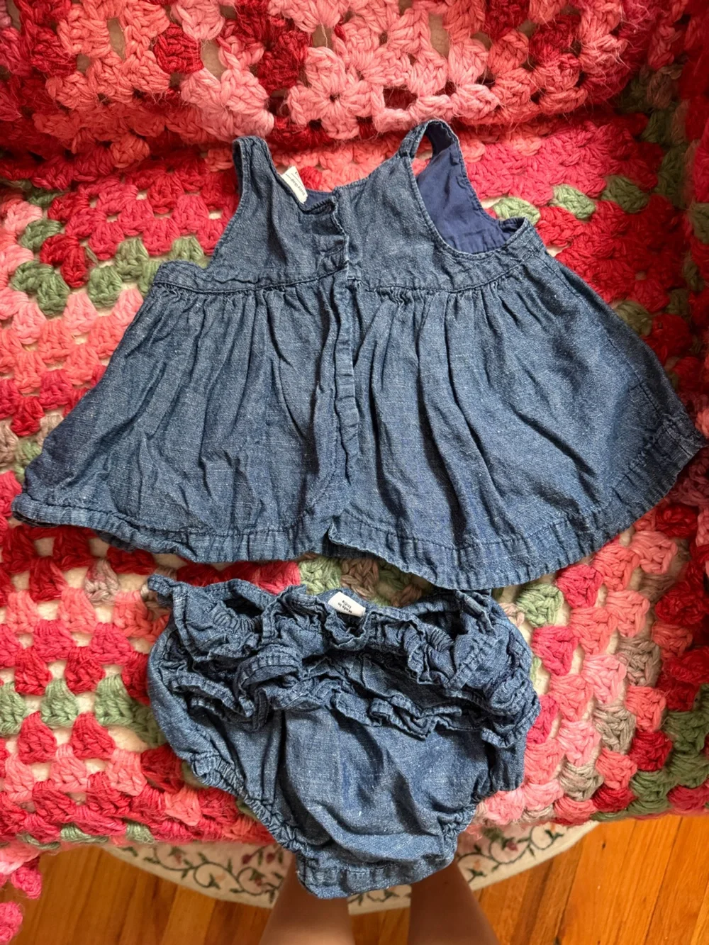 2000s babygap Girls' Skirt and Bloomers Set